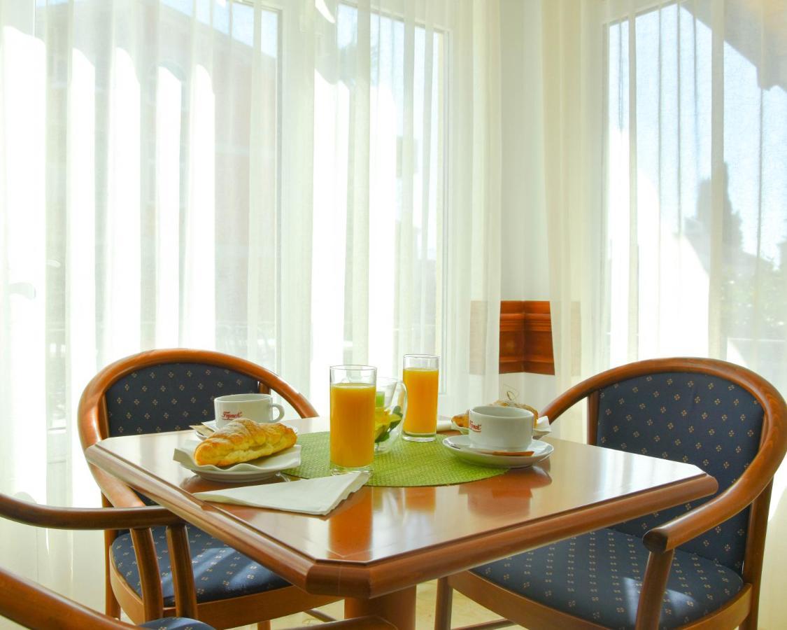 Hotel Adria Kaštela 외부 사진