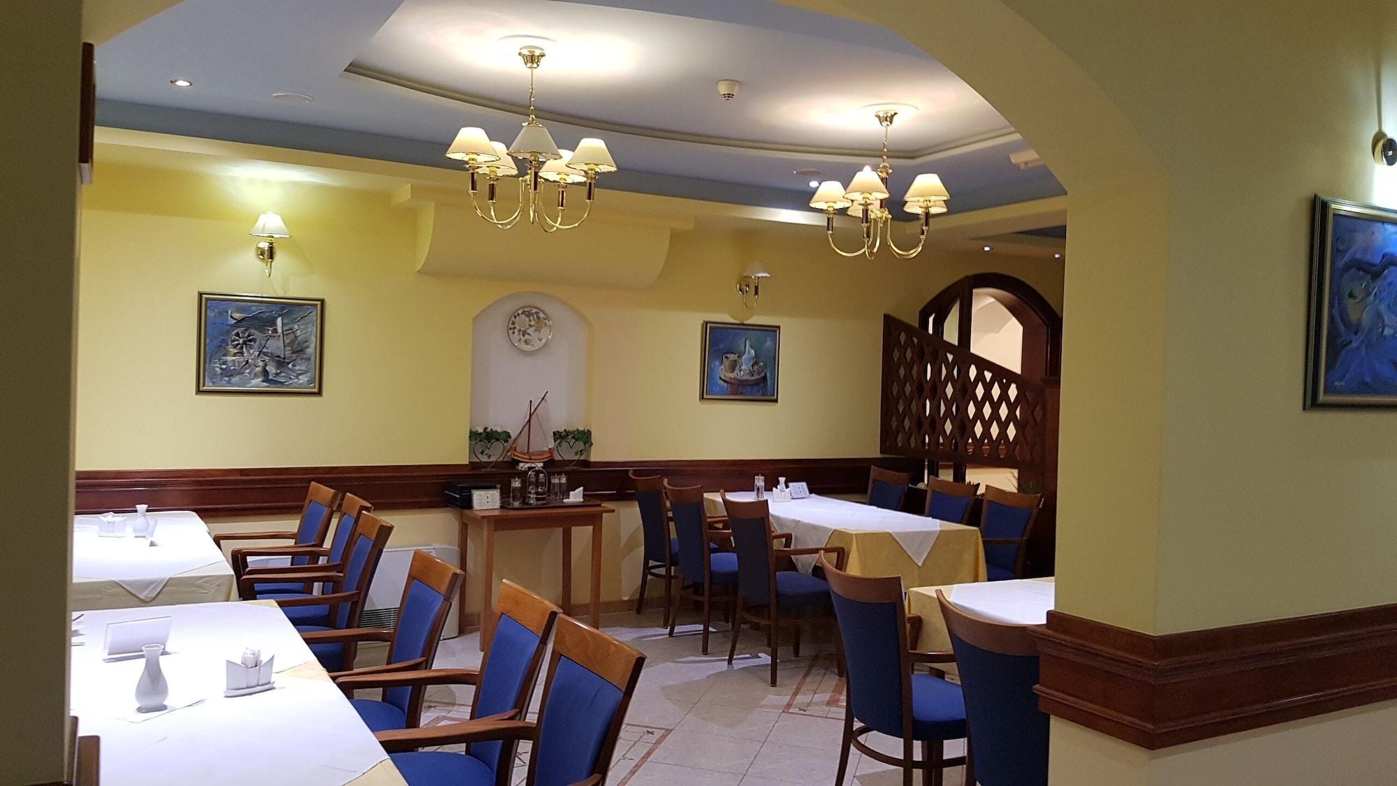 Hotel Adria Kaštela 외부 사진