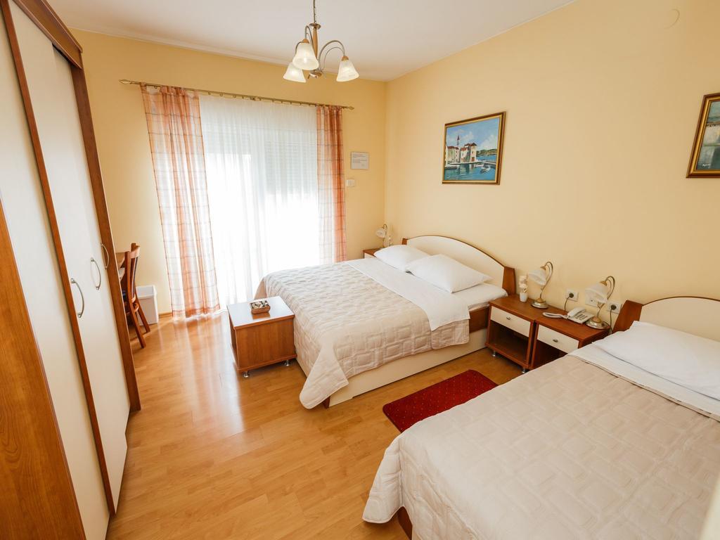 Hotel Adria Kaštela 외부 사진